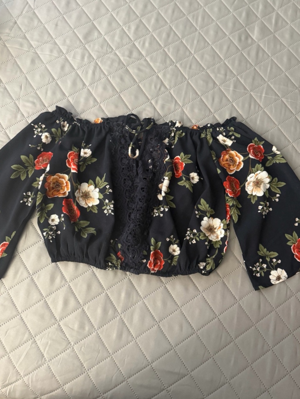 Black Floral Off-Shoulder Lace Crop Top